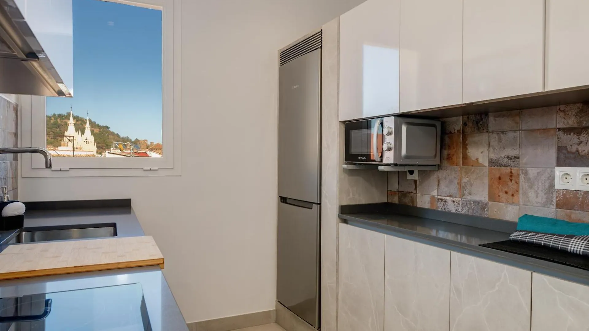 Penthouse Apartment Tribuna Center By Seric, Semana Santa Desde Tu Balcon Malaga